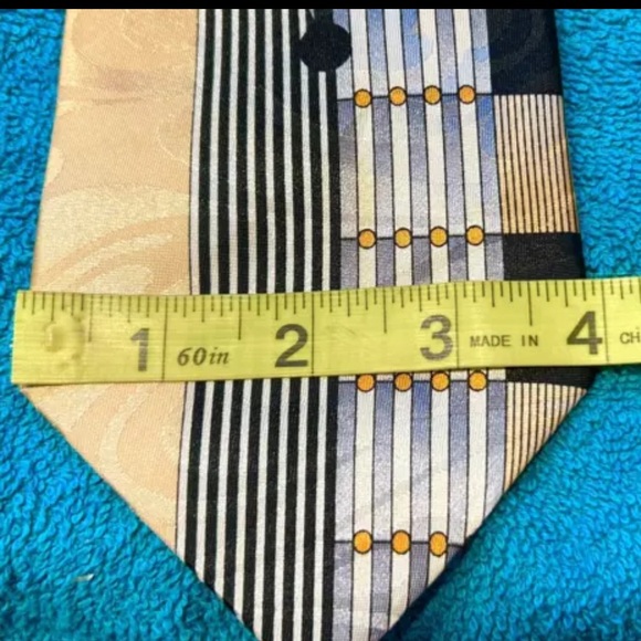 GIANNO Men’s Neck Tie • Peach & Black Abstract Design • 60"L 4” W - Picture 8 of 8